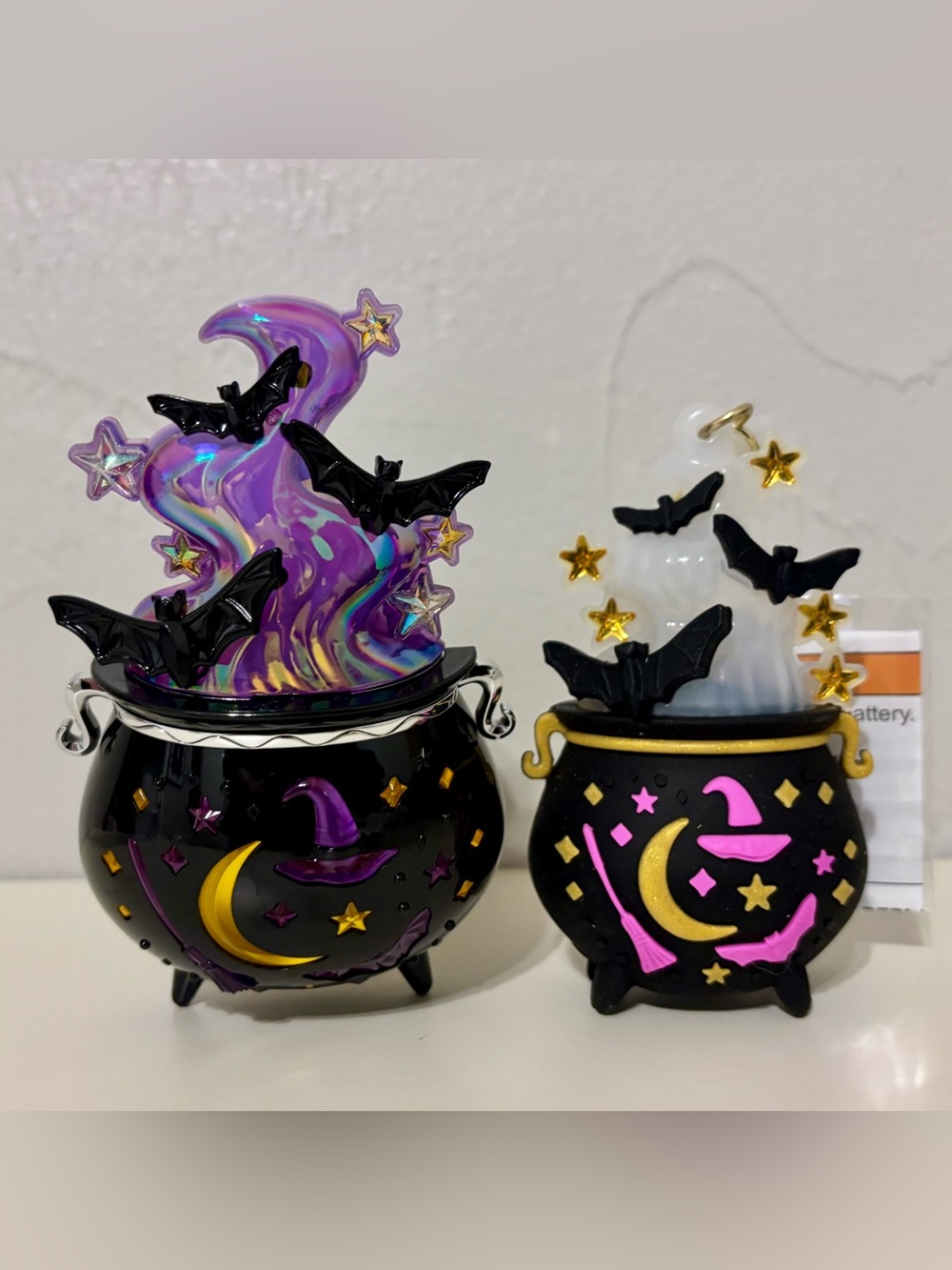 Bath & Body Works Witches Cauldron Wallflower Plug + Pocketbac Sanitizer Holder